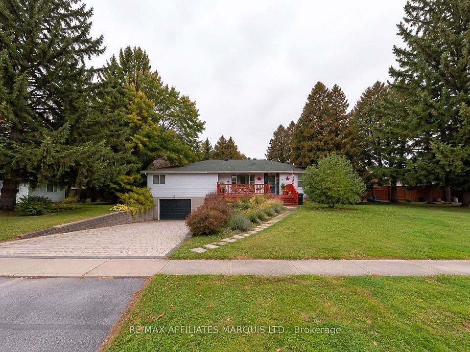 1st image of 60 Maple St