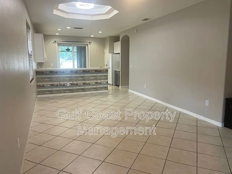 1457 Daryl Dr — Photo 4