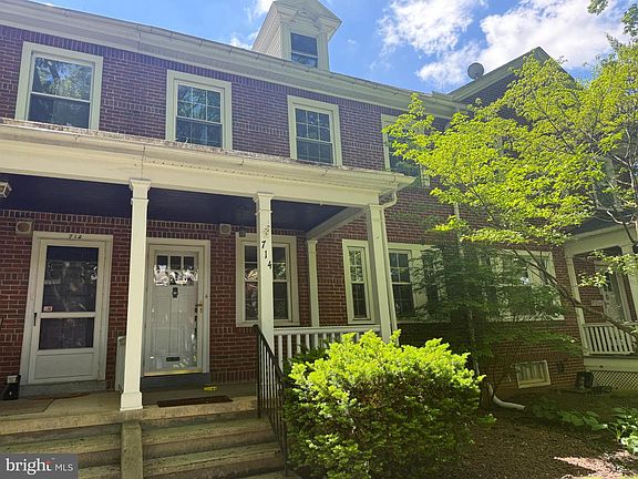 2nd image of 714 Wayne Ave