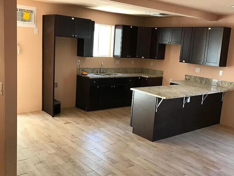 8927 San Gabriel Ave — Photo 2