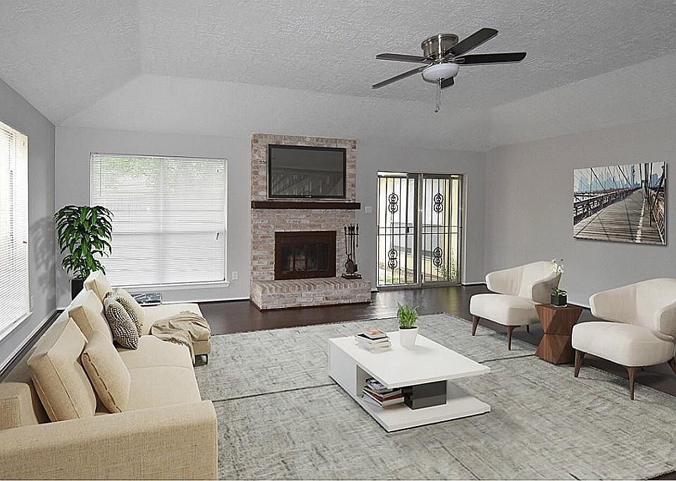 1st image of 3318 Chalfont Dr