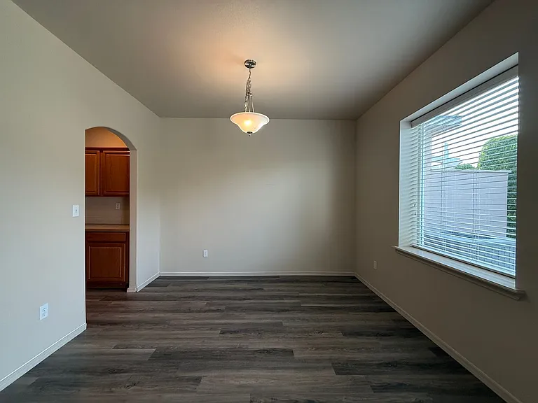 9904 Mia Ln — Photo 15