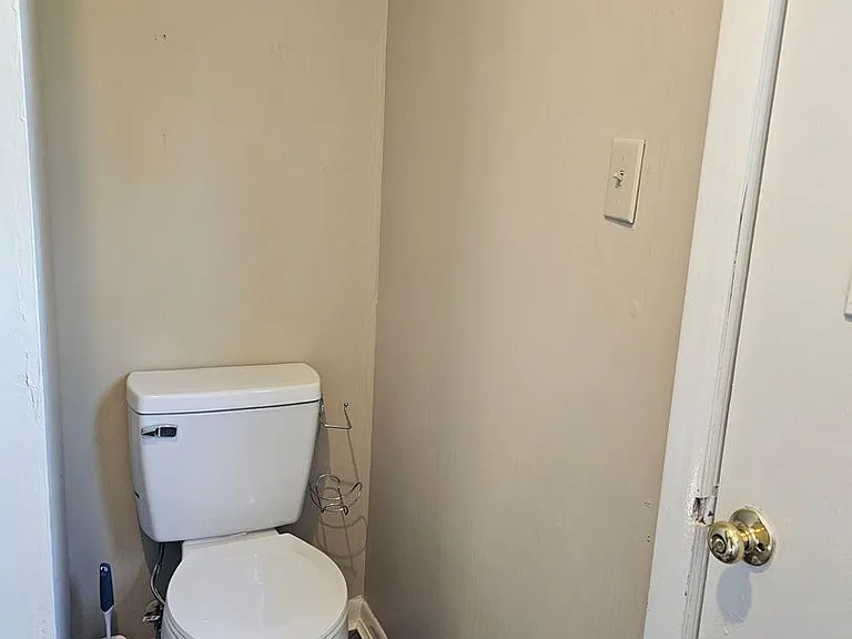 8984 Westwood Dr — Photo 16