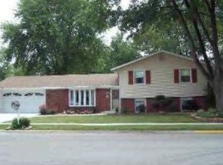 650 Oak Run Dr, Bourbonnais, IL 60914