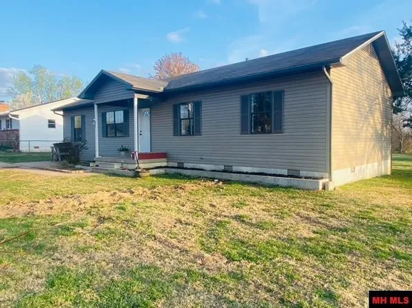 92 Meadowdale St, Mountain Home, AR 72653