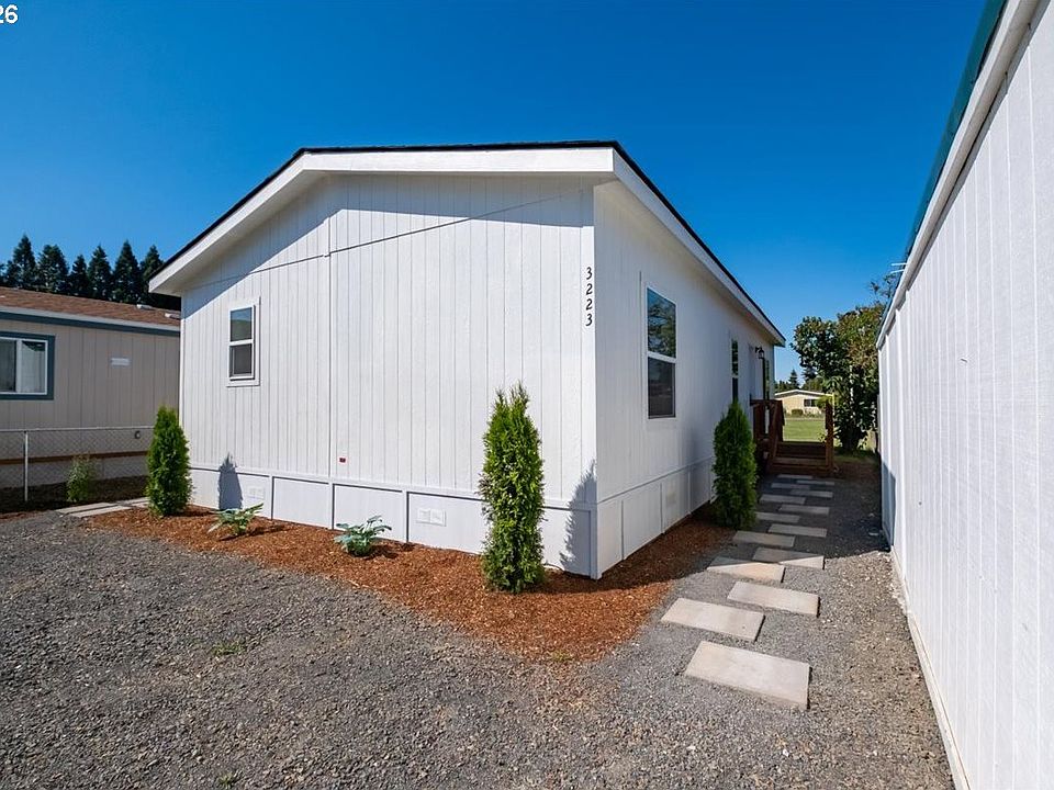 1st image of 3223 Comber Ct