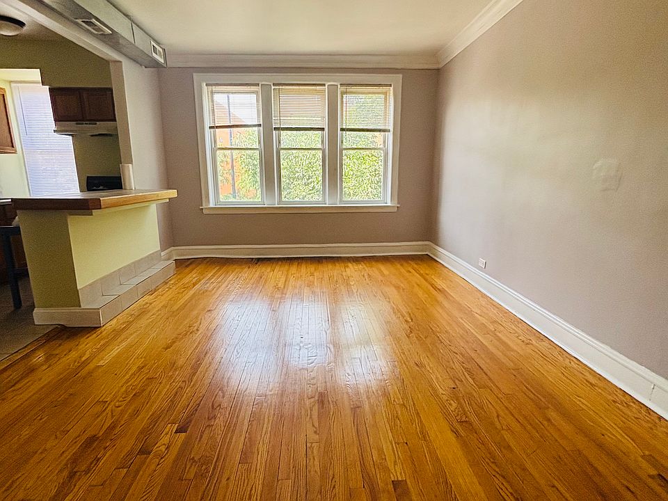 1st image of 3413 N Milwaukee Ave Unit 2