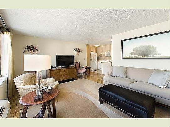 2nd image of 353 E 72nd St APT 14A