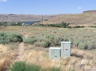 1125 Columbia View Dr, Arlington, OR 97812