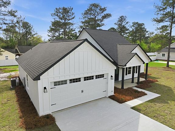 2nd image of 205 Will Rd