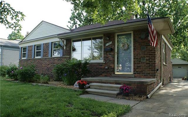 1st image of 10051 E Clements Cir