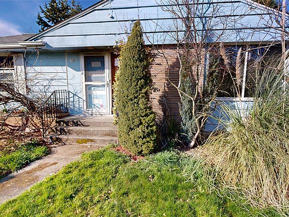 2nd image of 807 12th Street NE