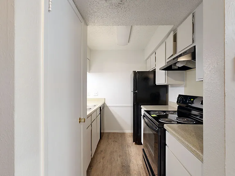Addison Apartments at the Park — Photo 176