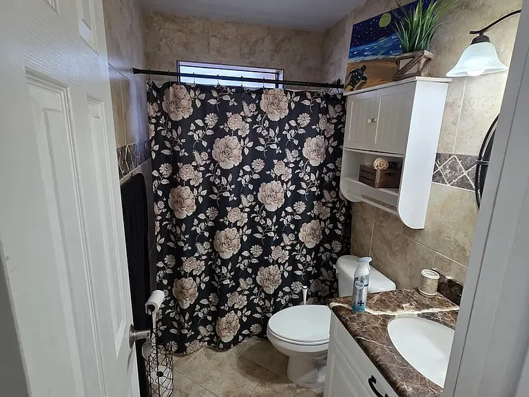 10046 Winding Lake Rd #202 — Photo 20
