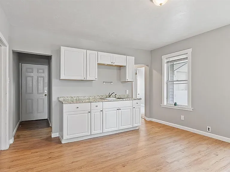 16 Doane St #1 — Photo 1