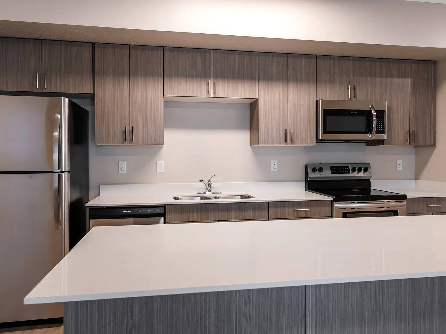2 bed, 1080 sqft, $1,495 — Photo 3