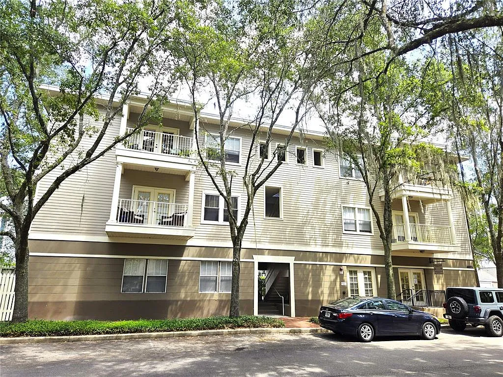 2 bed, 2.0 bath, 1088 sqft, $1,895 — Photo 1
