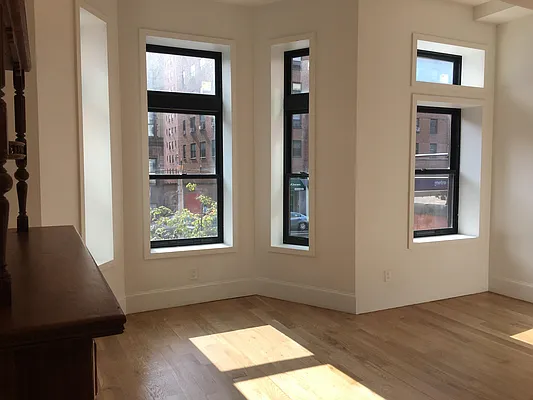 Rented by Artifact.co | media 13