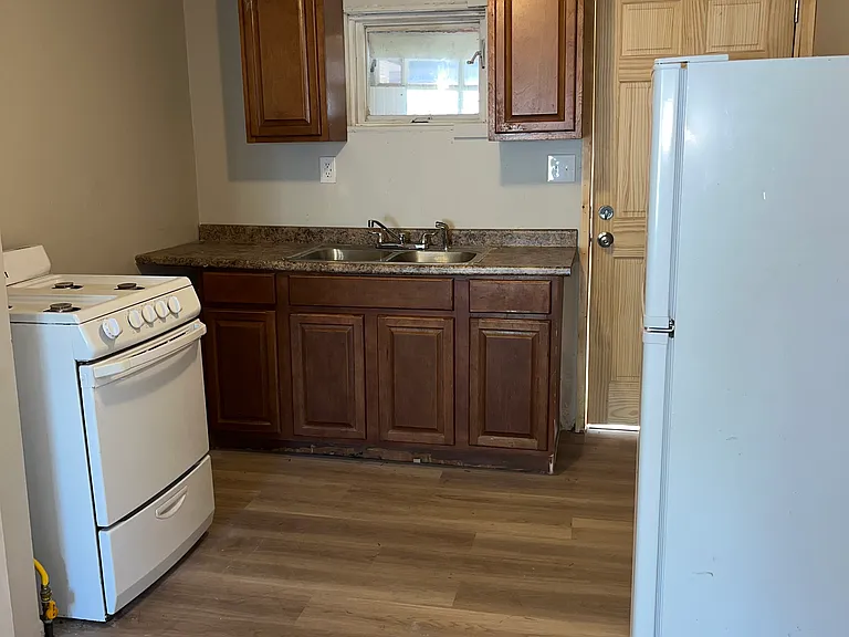 218 N Main St #2 — Photo 1