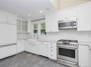 8 Willard Ter, Stamford, CT 06903