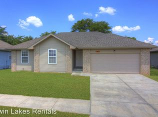 2457 W Brook Ridge St, Springfield, MO 65803