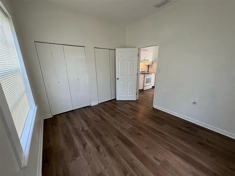 1936 W Cherry St — Photo 17