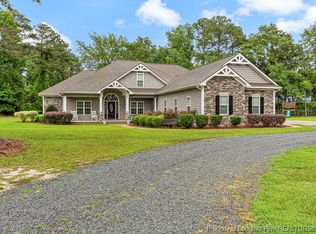 5670 Saddleback Trl, Wade, NC 28395