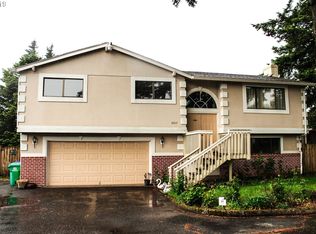 18517 SE Lincoln St, Portland, OR