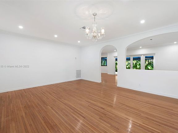 4th image of 921 Alava Ave #1