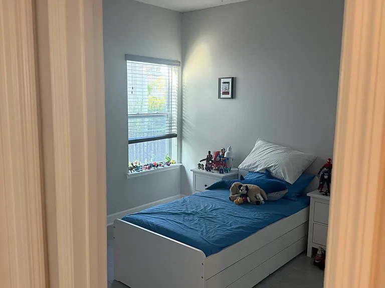 110 Foxcross Ave — Photo 11
