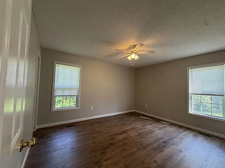 375 Brookfield Dr — Photo 13