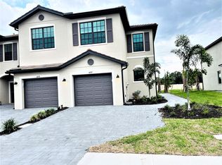 14237 Pine Lodge Ln, Fort Myers, FL 33913