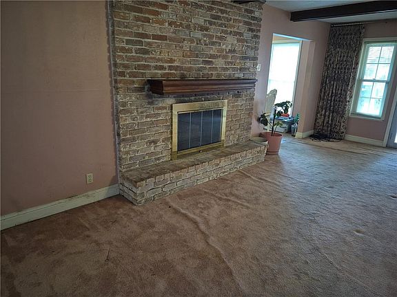4th image of 6944 Cove Dr