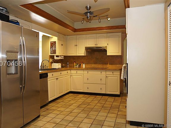 5th image of 9391 SW 54th Pl