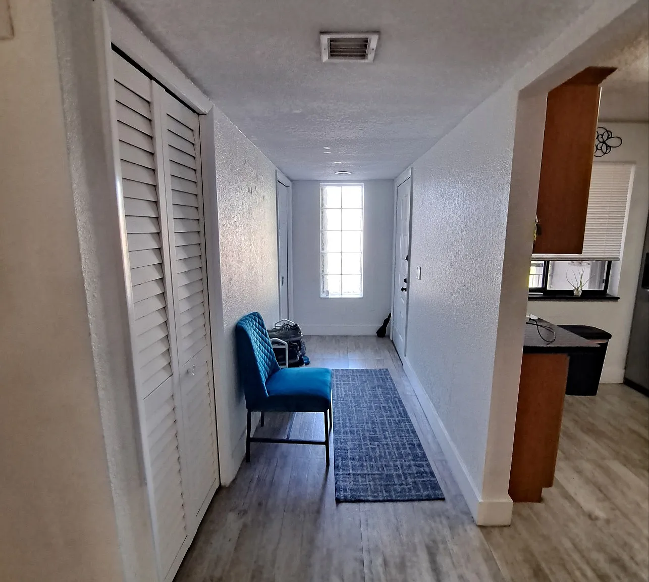 2 bed, 1231 sqft, $2,300 — Photo 1