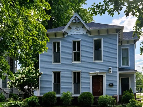 403 S Elliott St, Olney, IL 62450