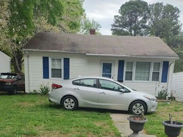 310 Webster St, South Boston, VA 24592