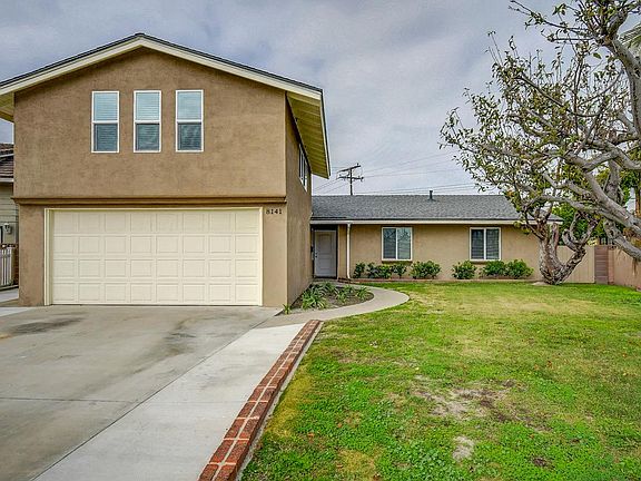 END OF CUL-DE-SAC / HUGE YARD CENTRAL AIR CONDITIONING