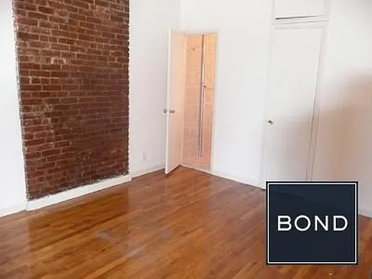 Rented by Bond New York | media 12