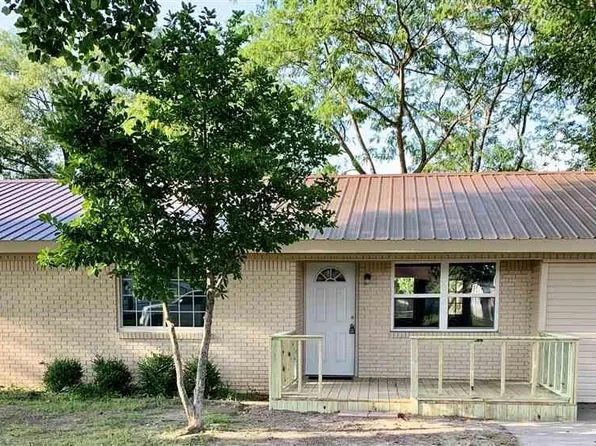 2913 Robinson St, Newport, AR 72112