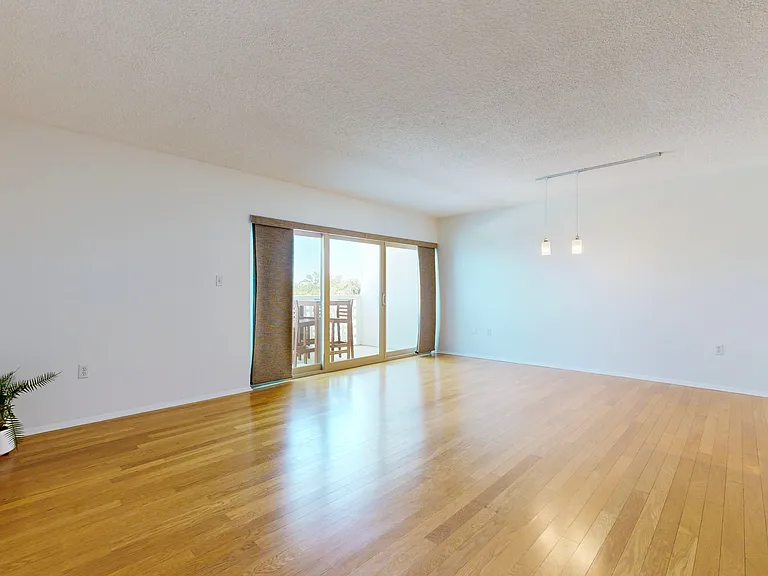 2401 Bayshore Blvd #502 — Photo 10