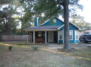 6155 Harrison Dr, Satsuma, AL 36572