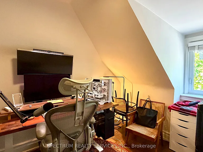 92 Caroline Ave #2 — Photo 12