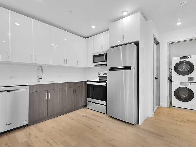 264 Pacific St #PHB — Photo 7
