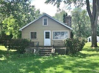 1437 Lestina Beach Rd, Bridgeport, NY 13030