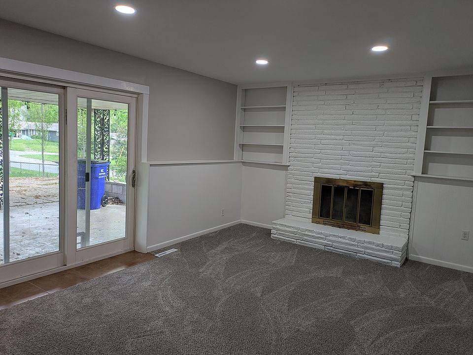 Lower level family room, new carpet, paint and lighting