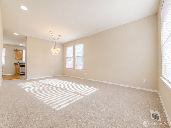 4th image of 17749 110th Place SE