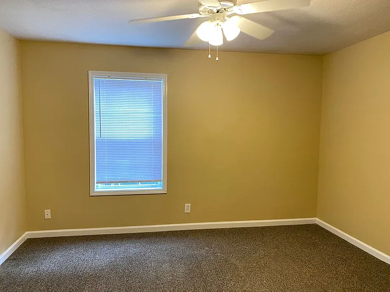 803 Golf View Pl — Photo 17