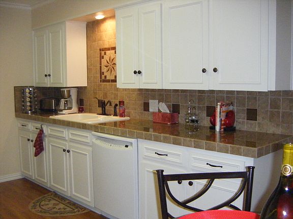 3rd image of 2513 White Oak Ln