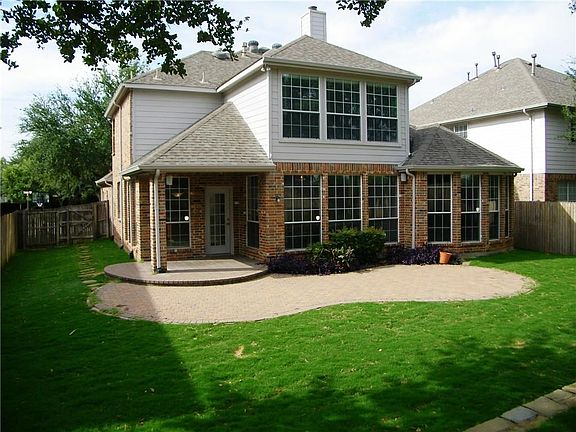 4th image of 4004 Dawn Dr